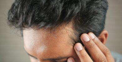 Does Wearing a Hat Cause Hair Loss ? The Real Answer