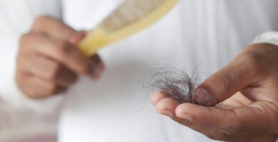 Why Is My Hair Thinning in My 20s ?